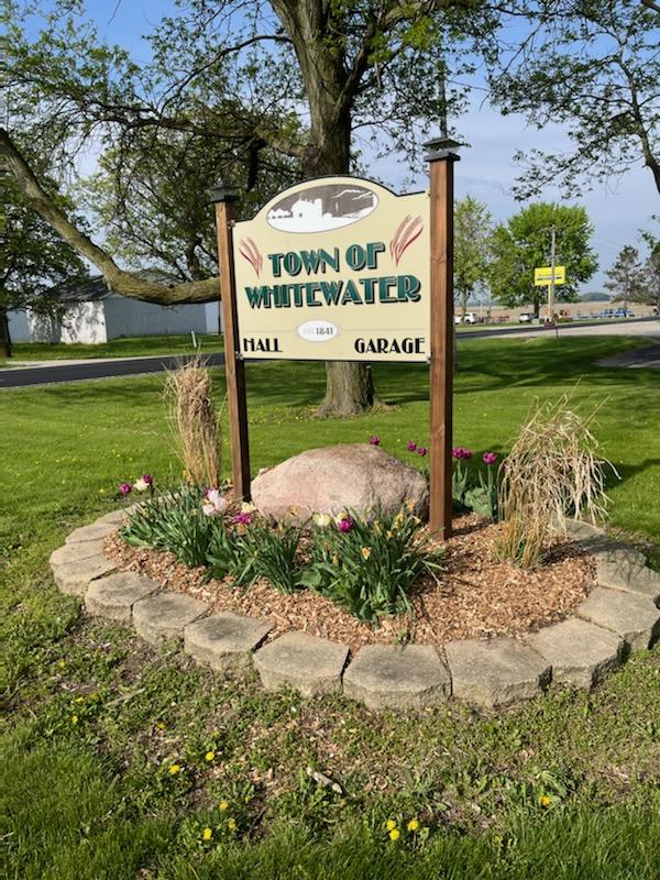 town-of-whitewater-wisconsin-sign-and-garden-2022